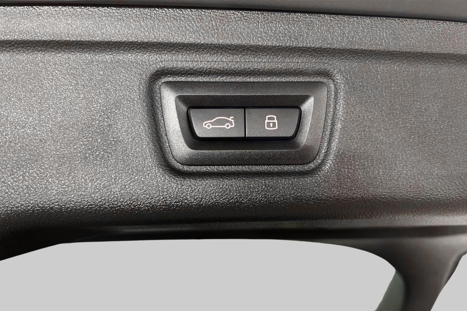 BMW 3-sarja iso kuva 13
