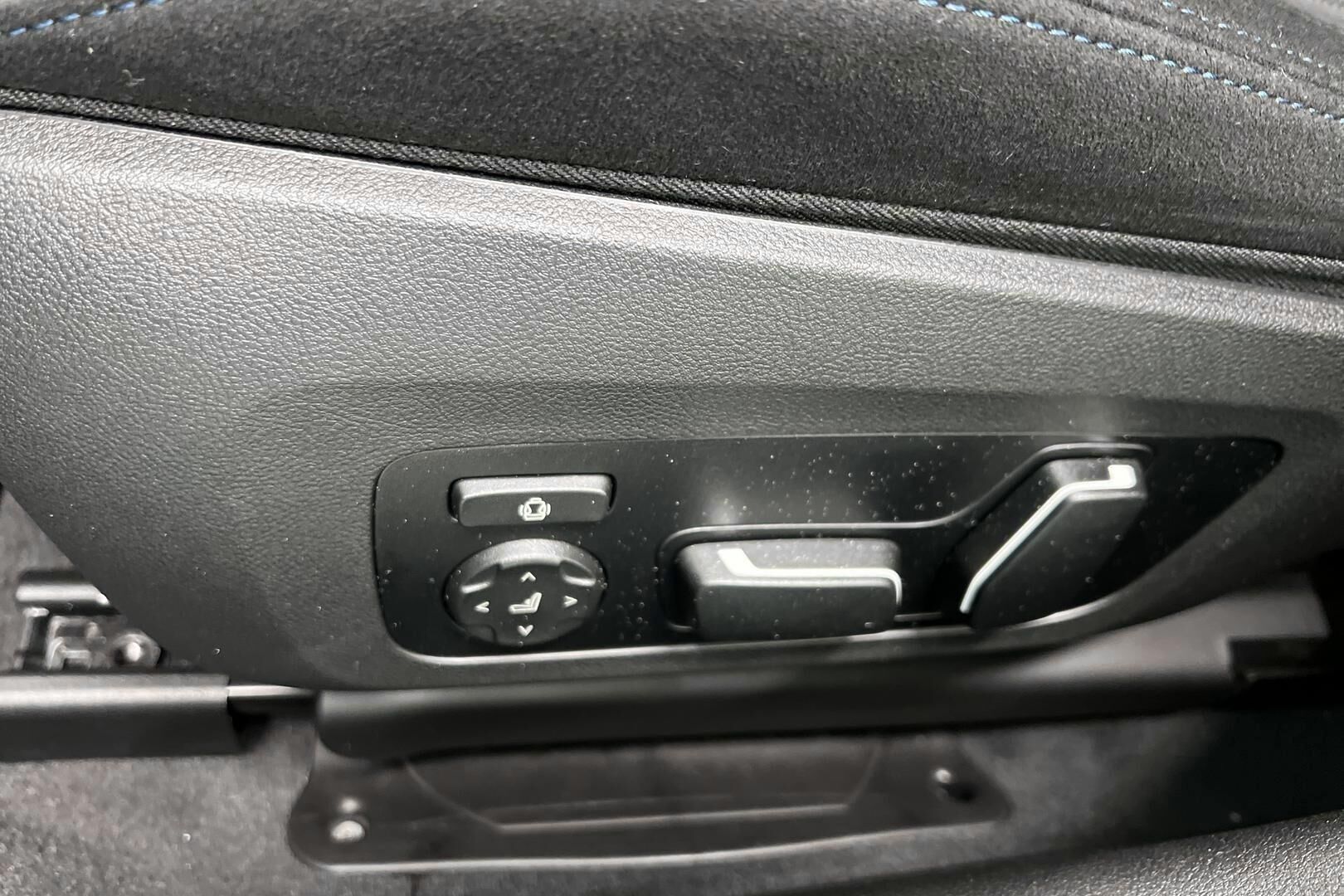 BMW 3-sarja iso kuva 17