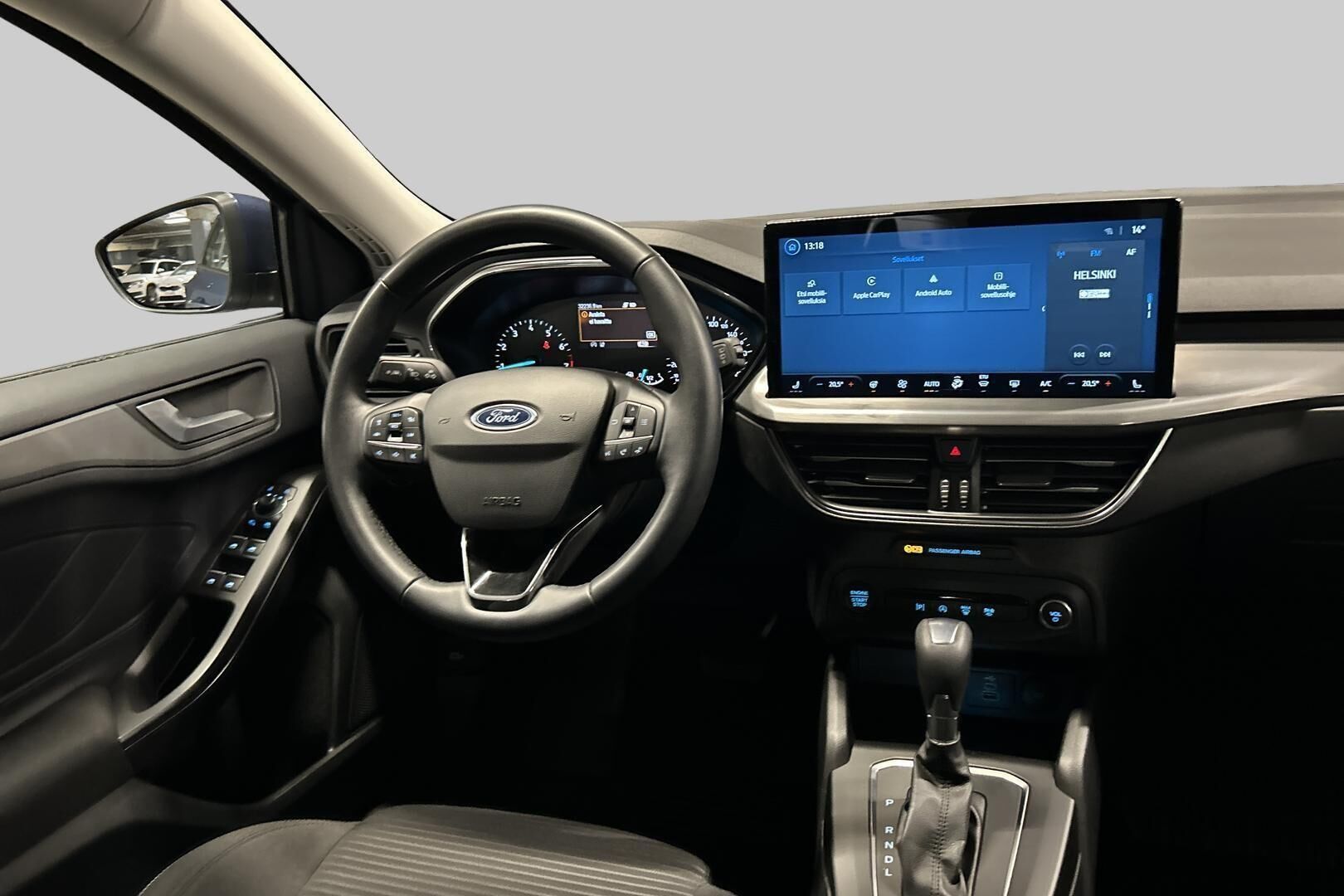 Ford Focus iso kuva 35