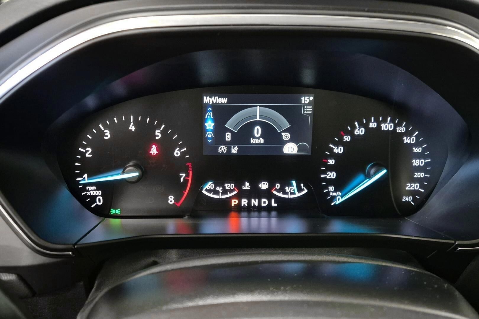 Ford Focus iso kuva 11