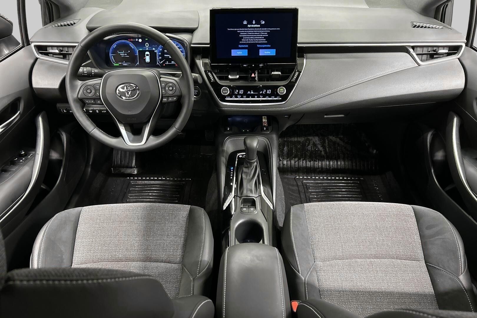 Toyota Corolla iso kuva 8