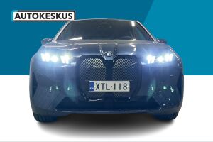 BMW iX esikatselu 1