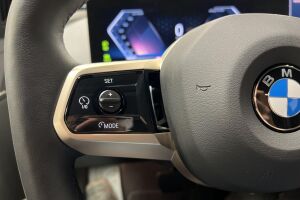 BMW iX esikatselu 16
