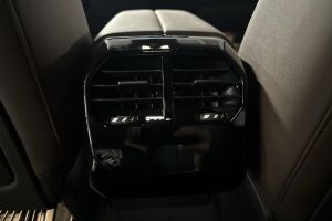 BMW iX esikatselu 28