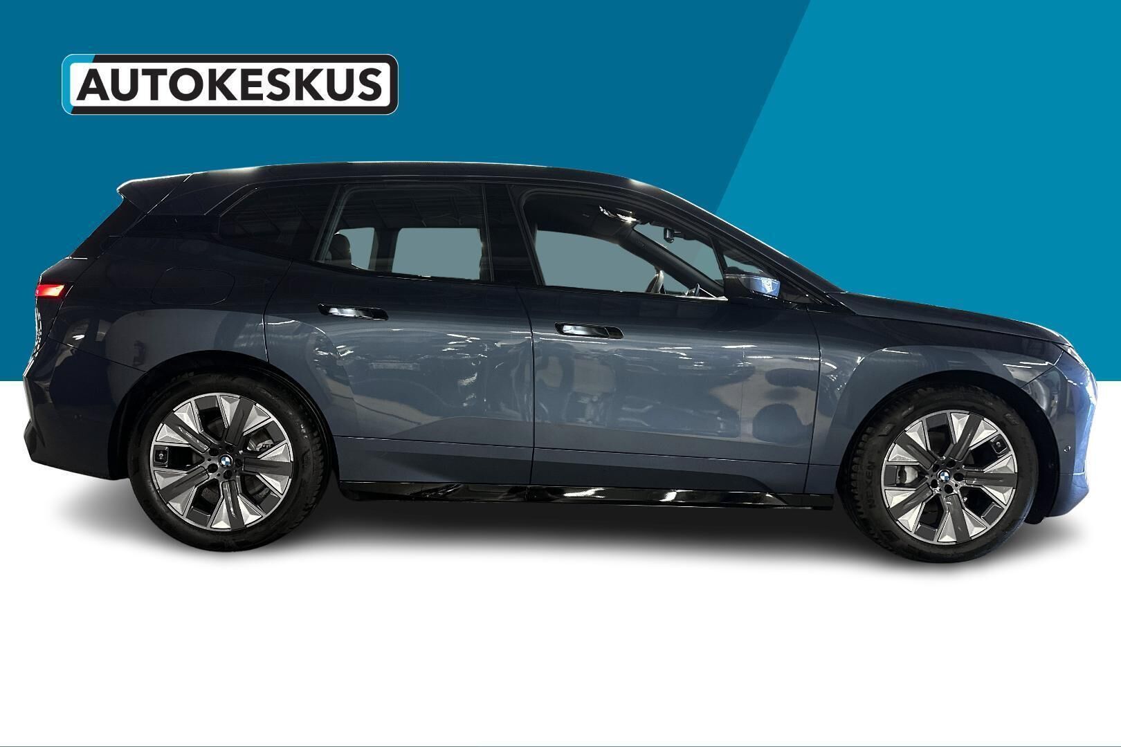 BMW iX xDrive60 2026, kuva 4/30