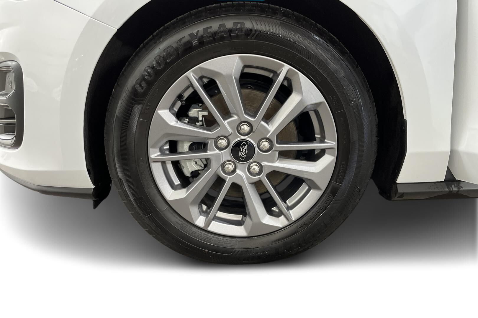 Ford Focus iso kuva 12