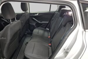 Ford Focus esikatselu 20