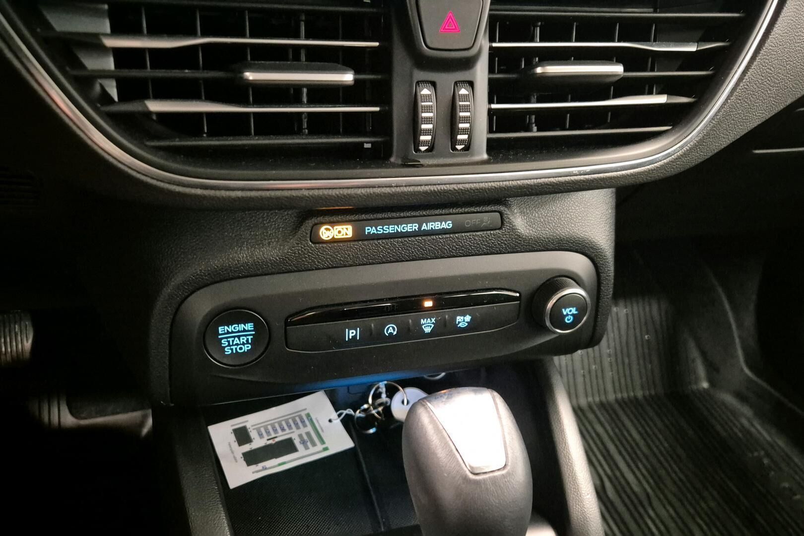 Ford Focus iso kuva 22