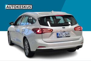 Ford Focus esikatselu 18