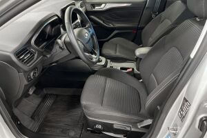 Ford Focus esikatselu 10