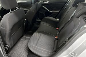 Ford Focus esikatselu 11