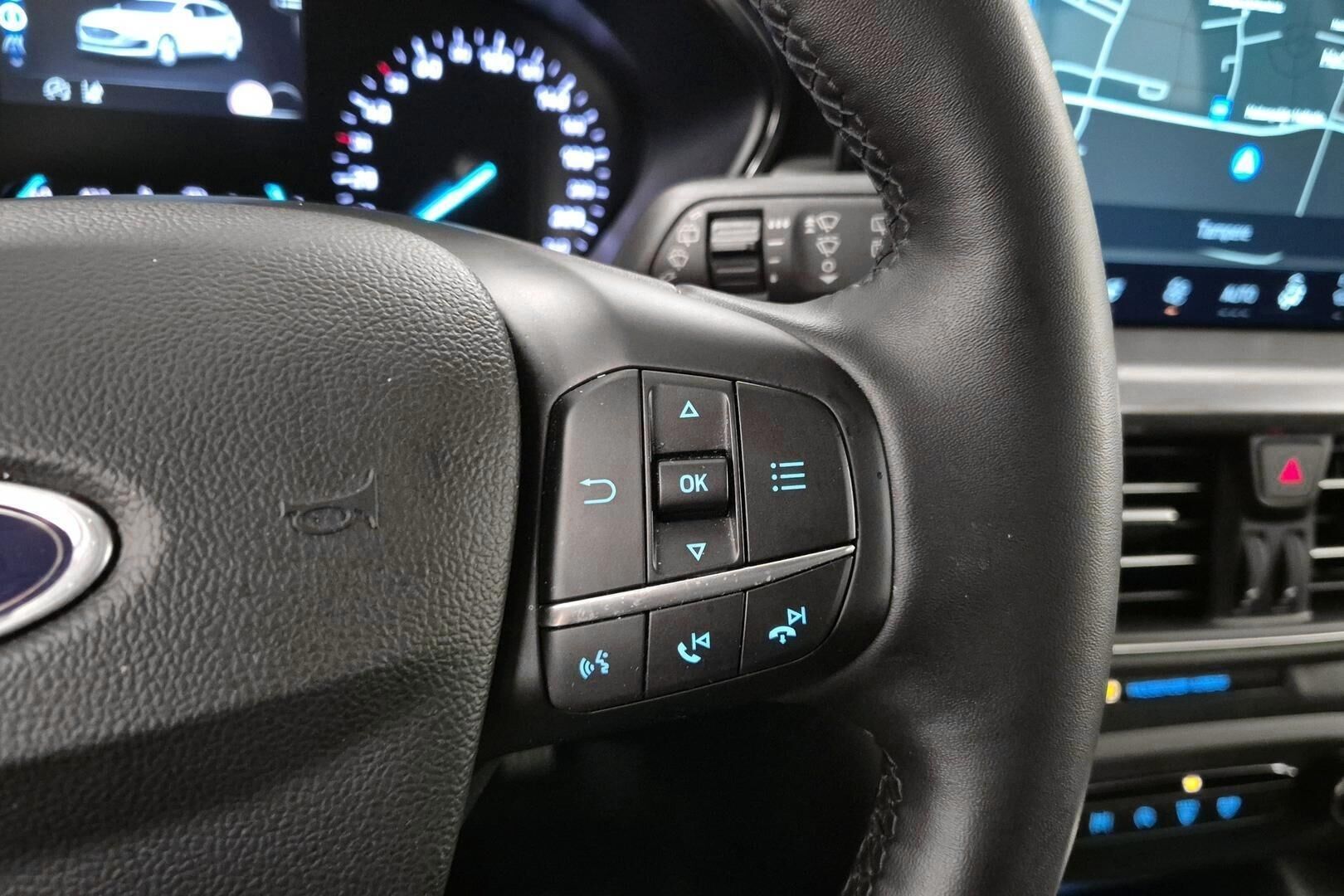 Ford Focus iso kuva 18