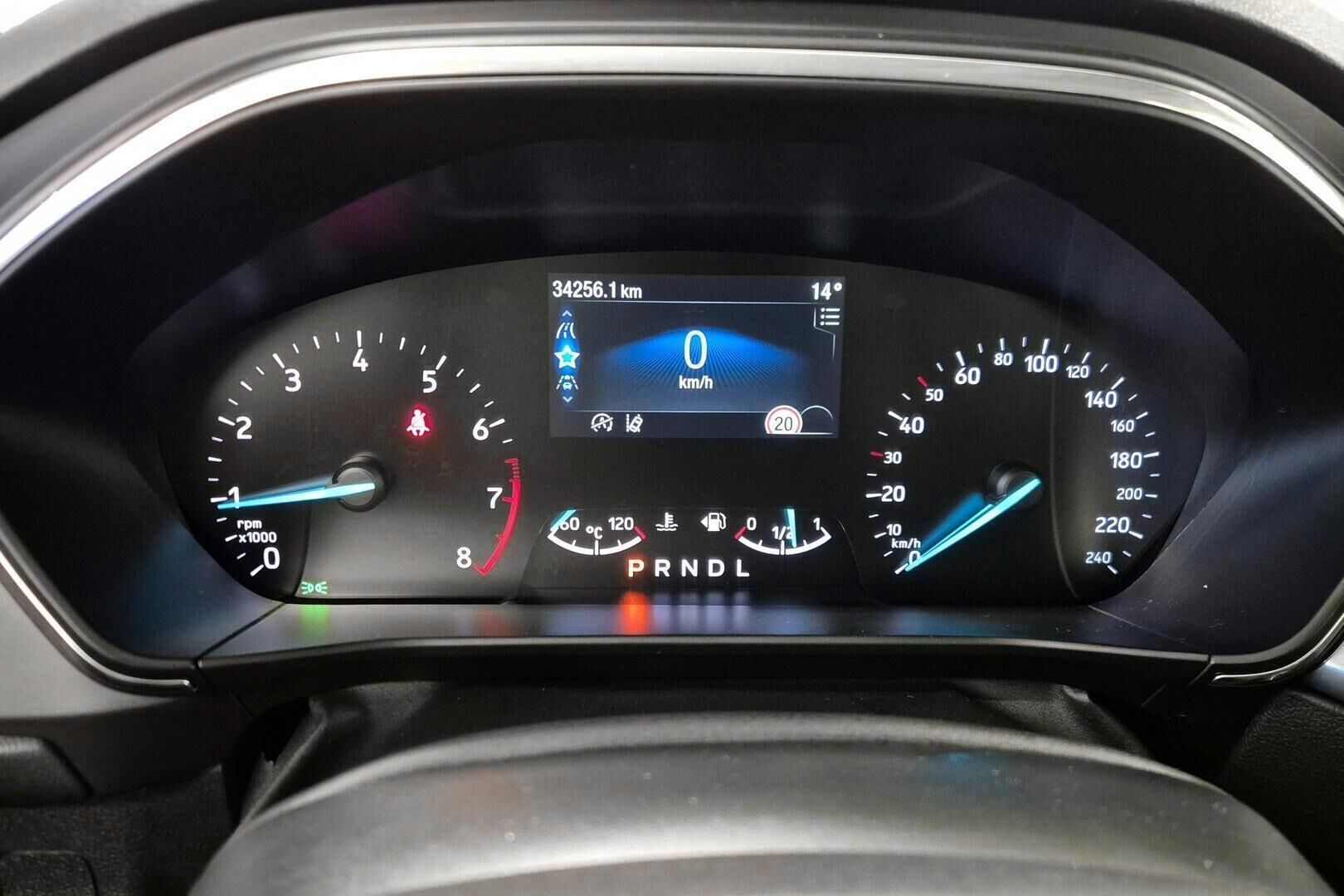 Ford Focus iso kuva 14