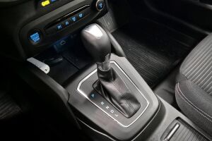 Ford Focus esikatselu 17