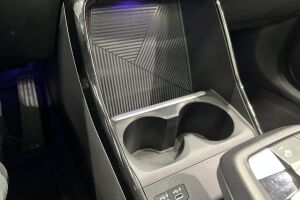 BMW IX1 esikatselu 22