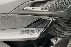 BMW IX1 esikatselu 30