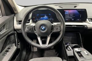 BMW IX1 esikatselu 35