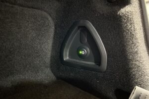 BMW 5-SARJA esikatselu 11