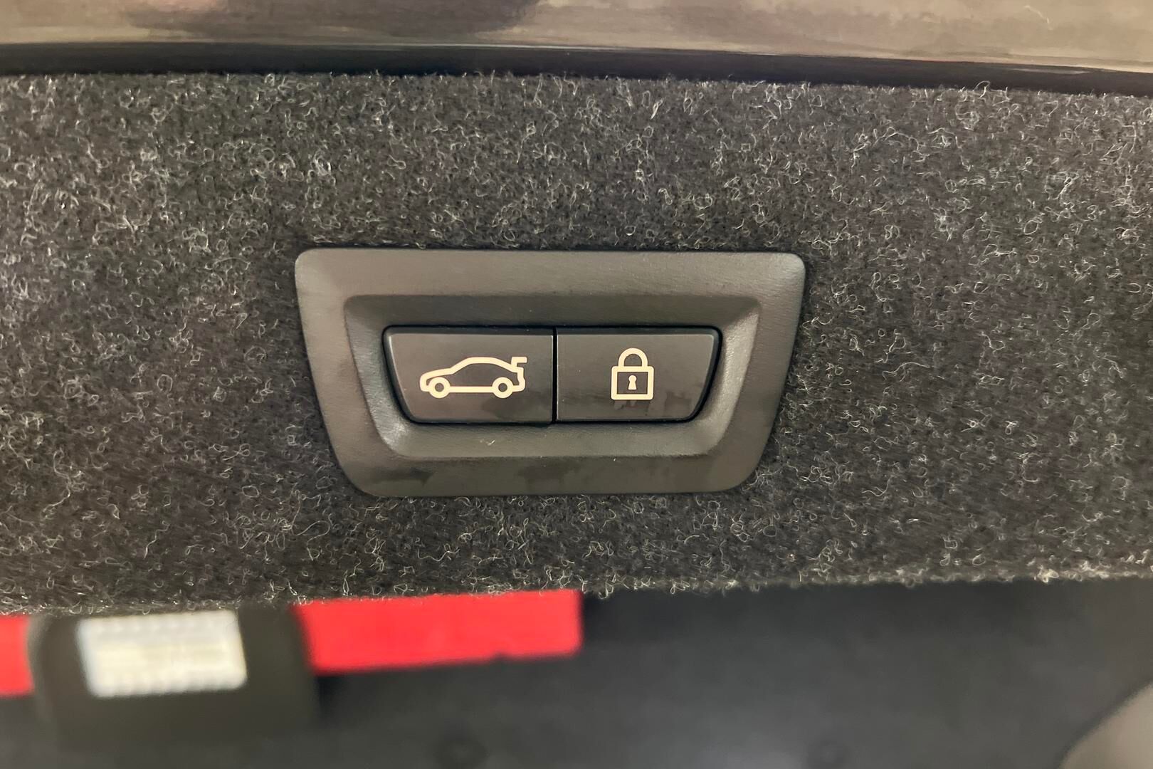 BMW 5-SARJA iso kuva 12