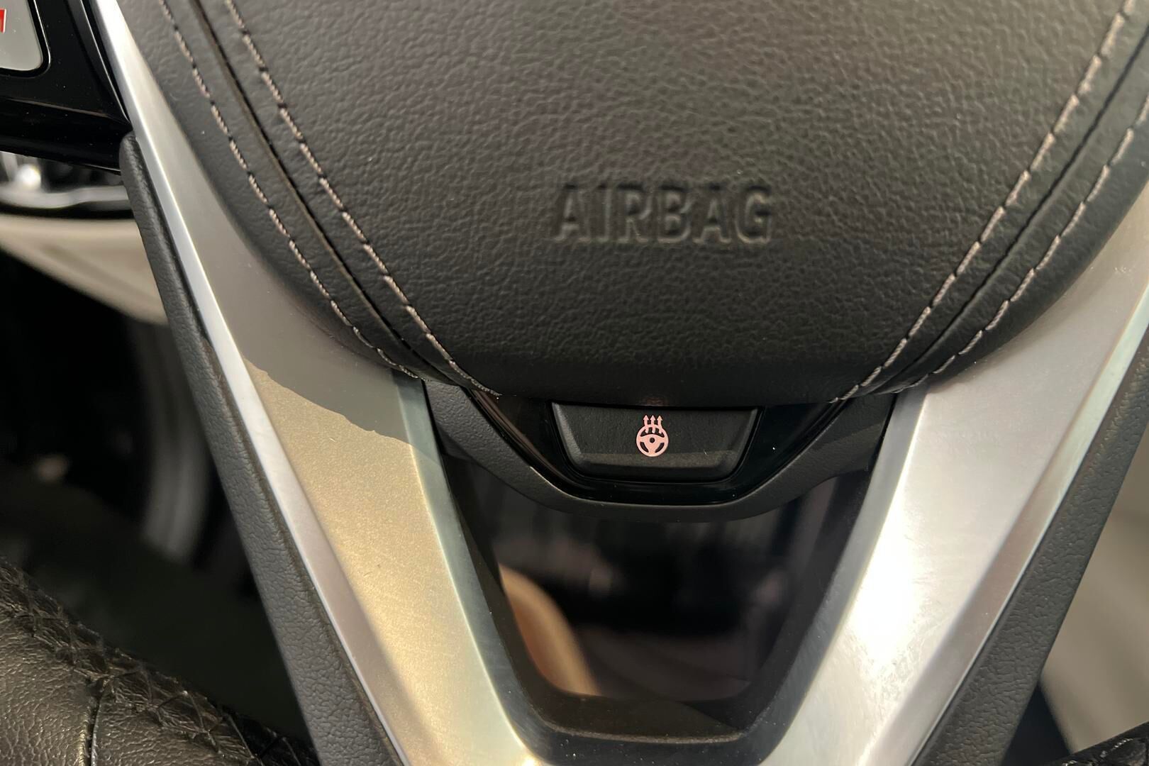 BMW 5-SARJA iso kuva 25