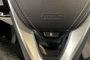 BMW 5-SARJA esikatselu 25