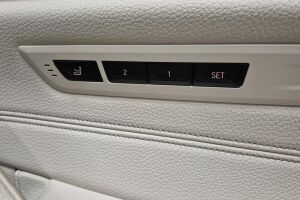 BMW 5-SARJA esikatselu 6