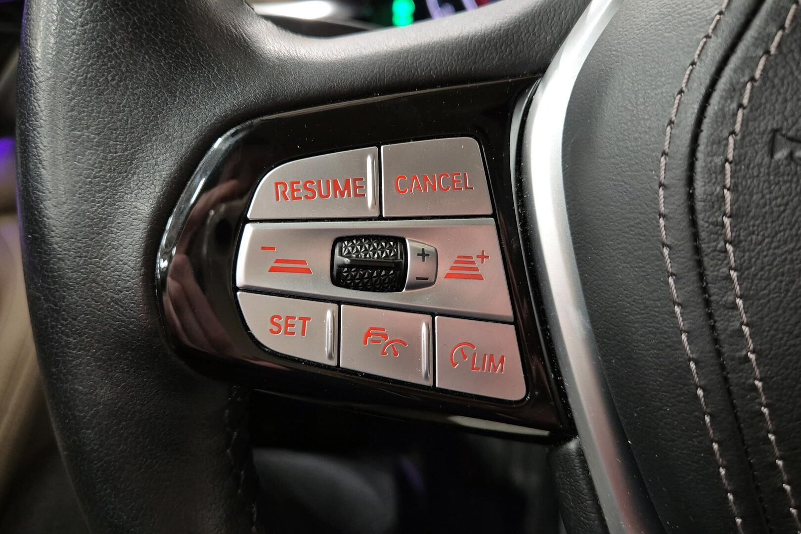 BMW 5-SARJA iso kuva 8