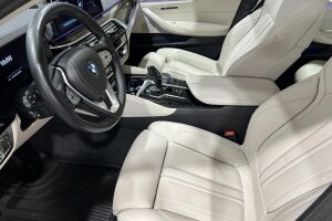 BMW 5-SARJA esikatselu 6