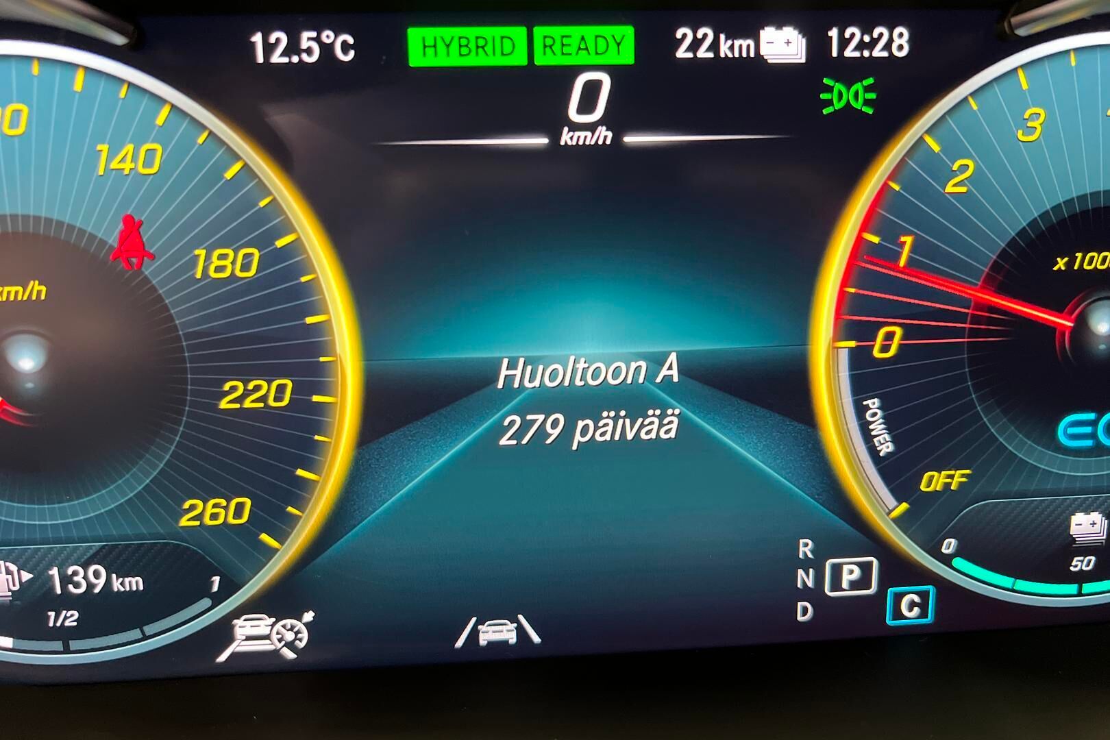 MERCEDES-BENZ C iso kuva 16