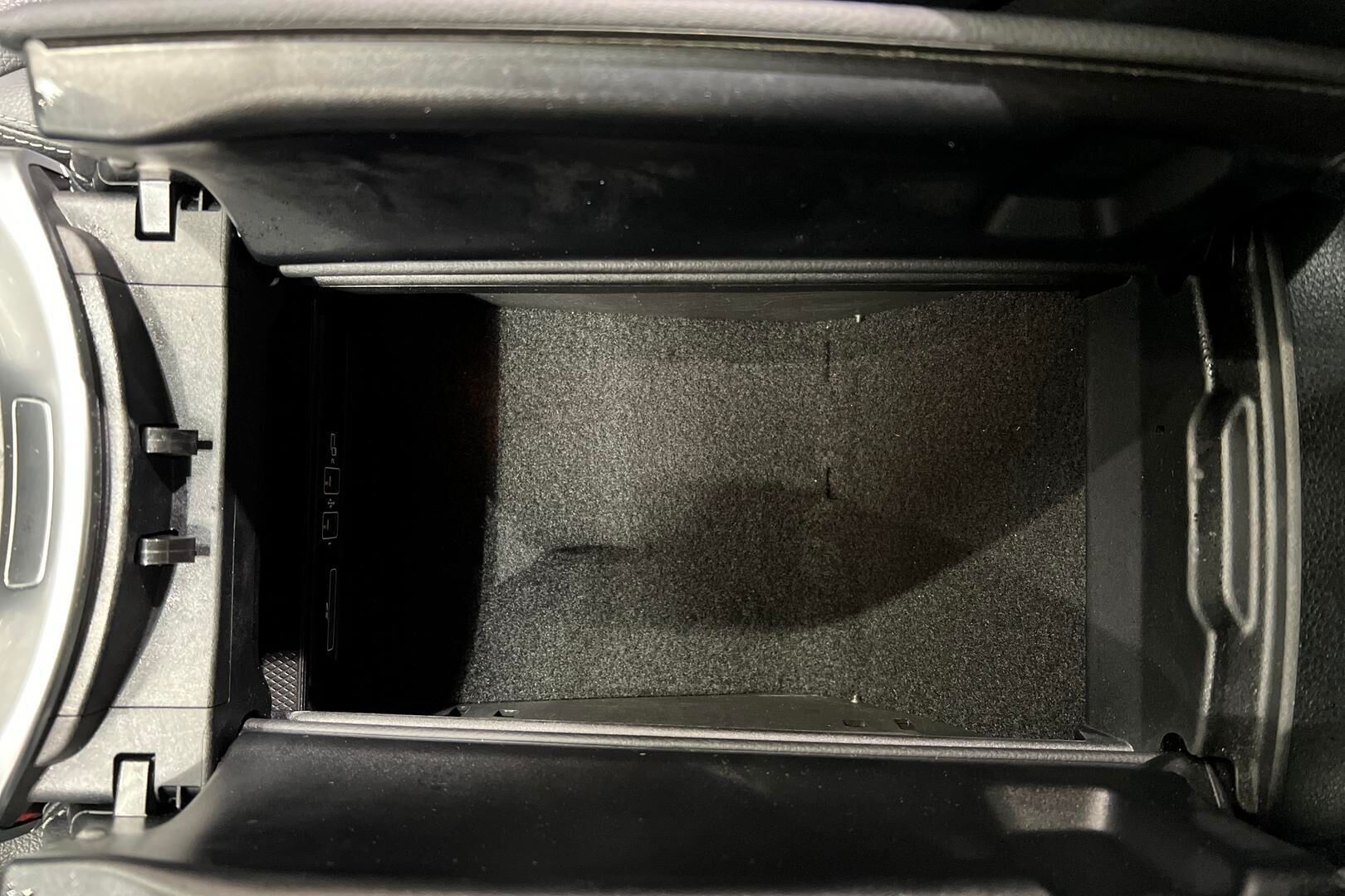 MERCEDES-BENZ C iso kuva 28