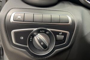 MERCEDES-BENZ C esikatselu 30