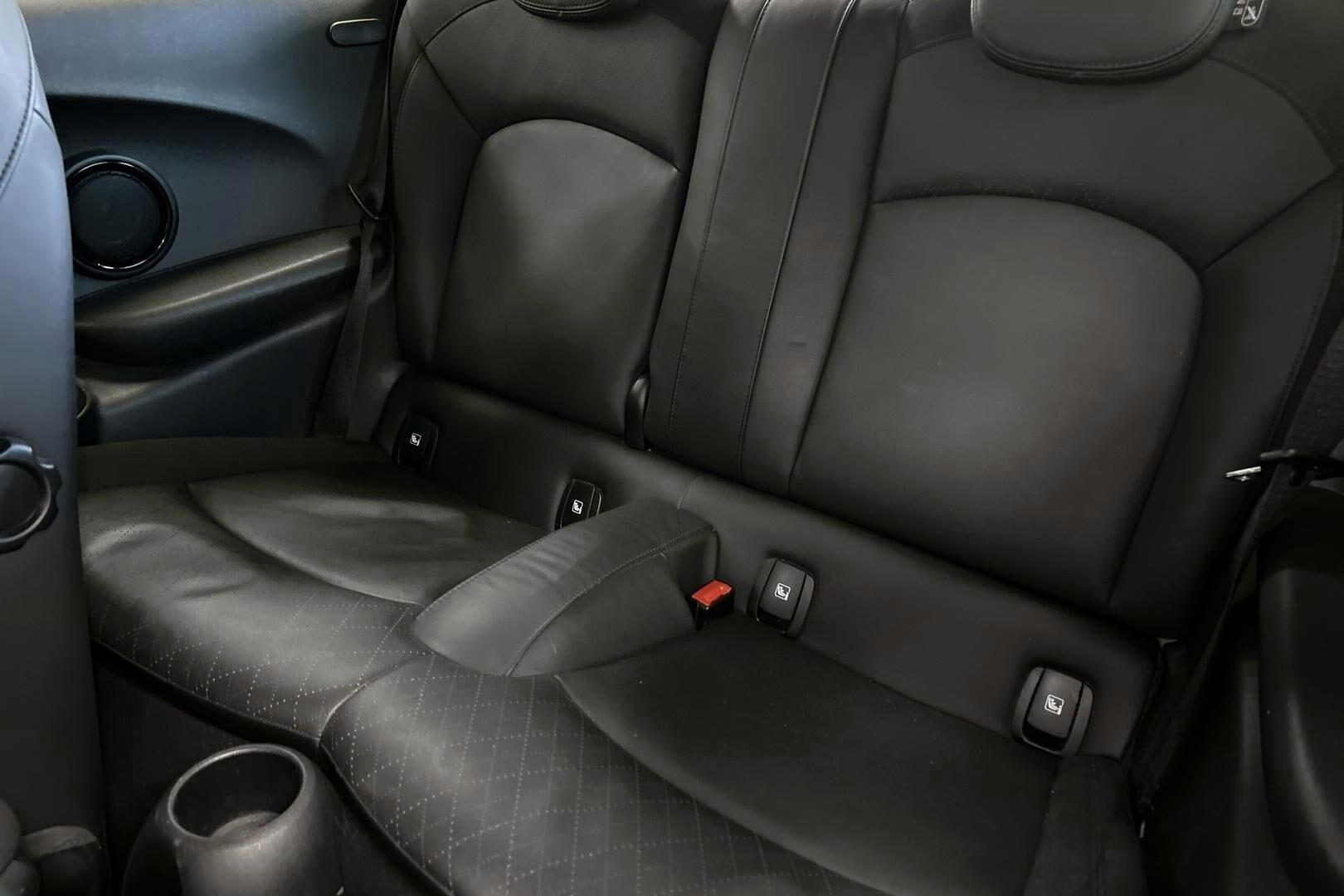 MINI Cooper iso kuva 11