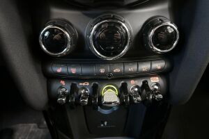 MINI Cooper esikatselu 18