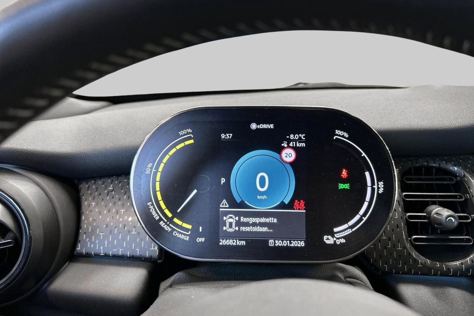 MINI Cooper iso kuva 19