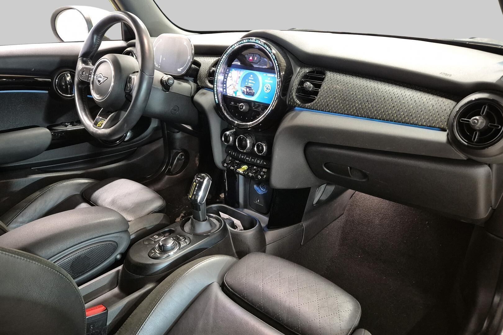 MINI COOPER iso kuva 4