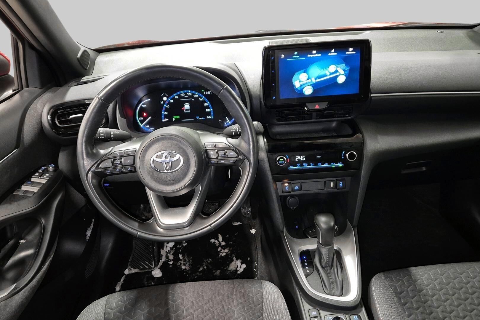 TOYOTA YARIS CROSS iso kuva 1