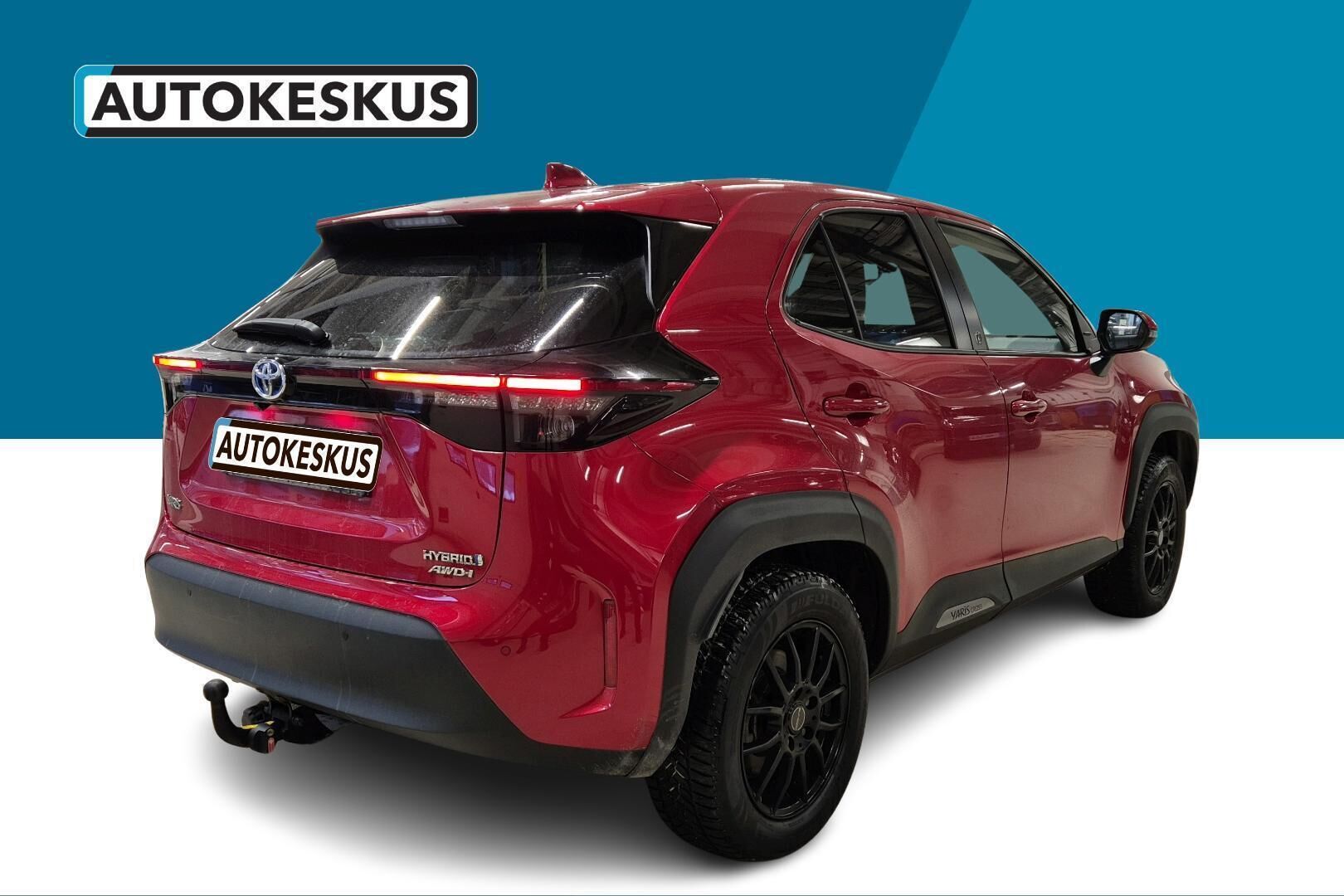 TOYOTA YARIS CROSS iso kuva 2