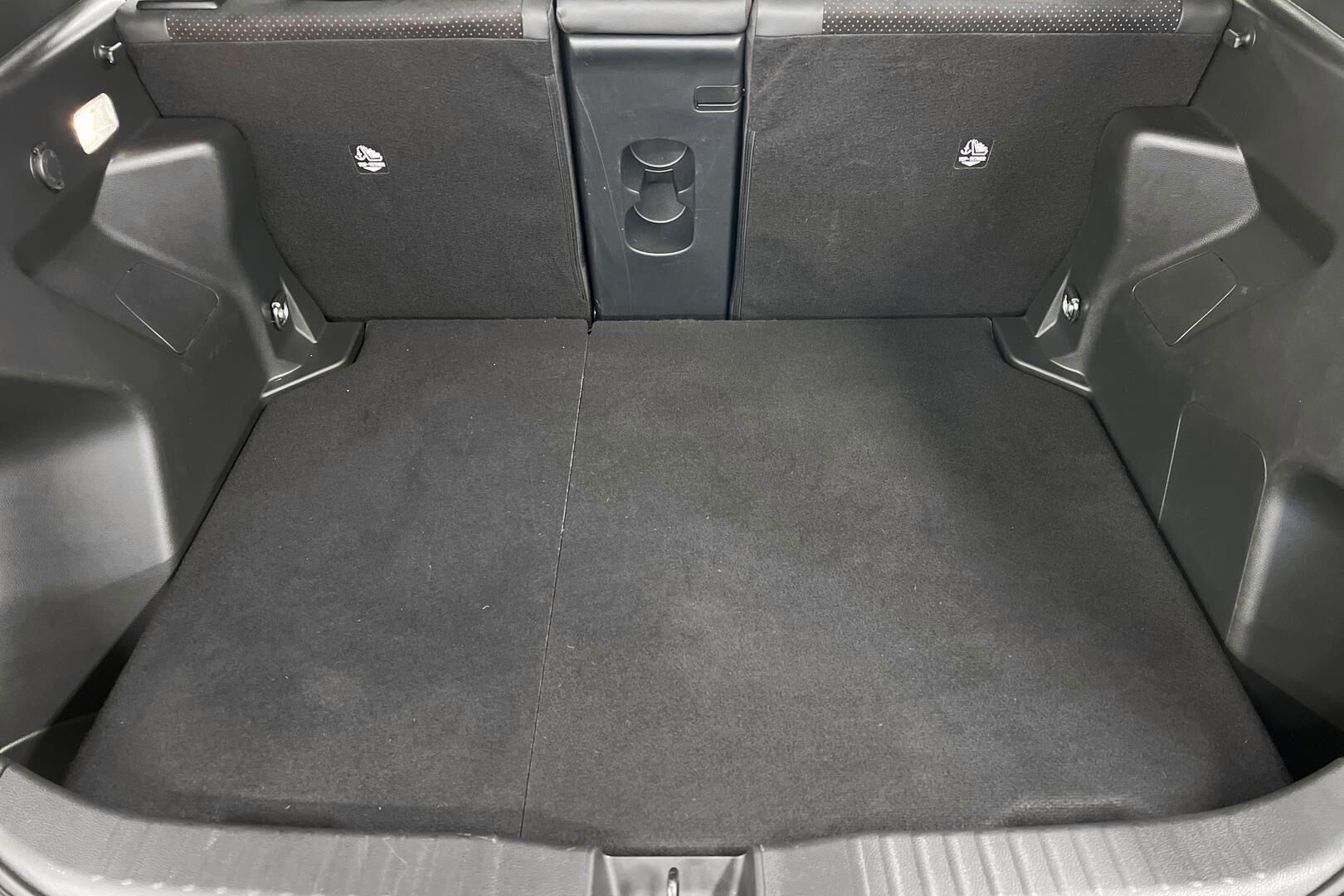 TOYOTA YARIS CROSS iso kuva 9