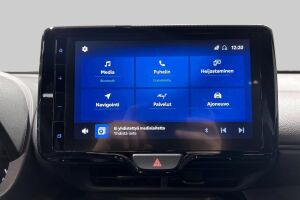 TOYOTA YARIS CROSS esikatselu 12