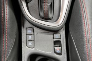 TOYOTA YARIS CROSS esikatselu 15