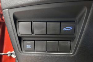 TOYOTA YARIS CROSS esikatselu 16