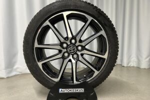 TOYOTA YARIS CROSS esikatselu 17