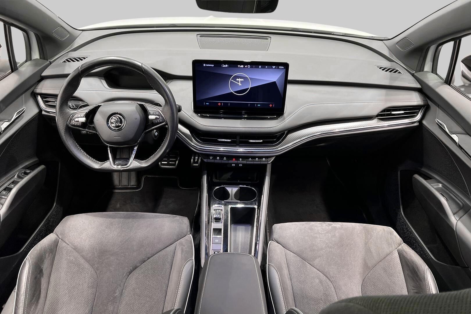 SKODA ENYAQ iso kuva 11