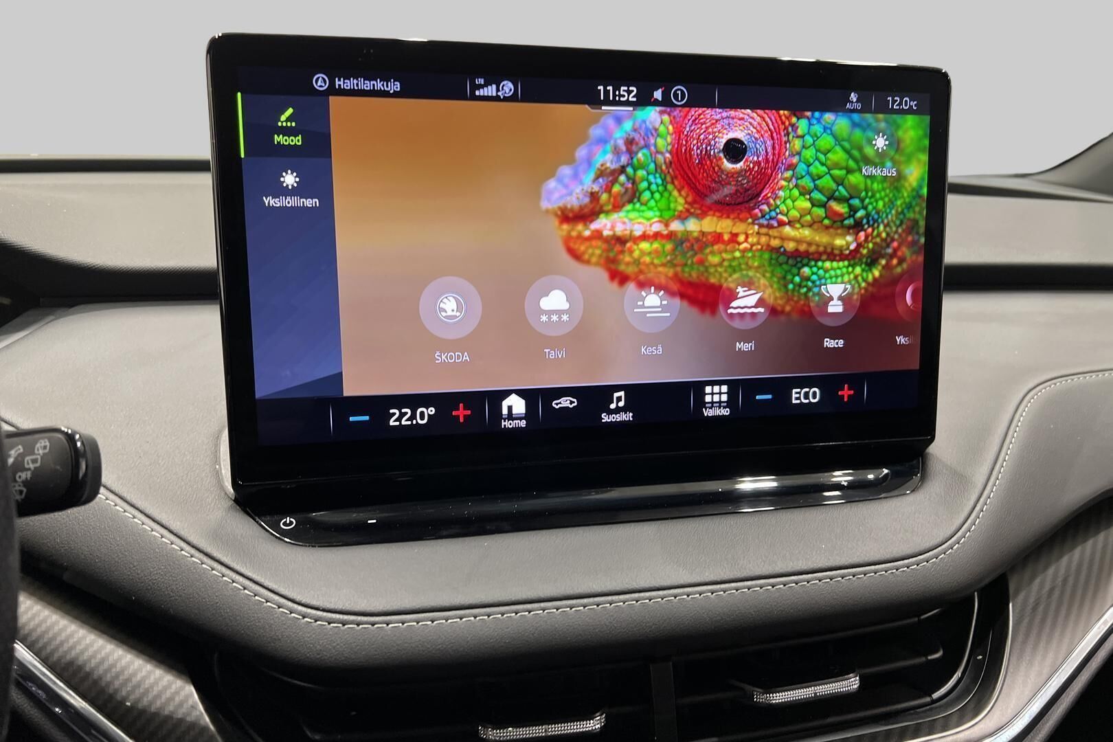 SKODA ENYAQ iso kuva 21