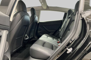 TESLA MODEL 3 esikatselu 6