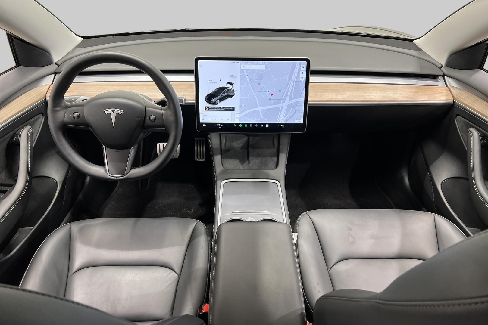 TESLA MODEL 3 iso kuva 7
