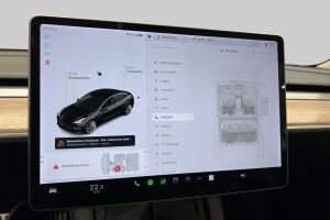 TESLA MODEL 3 esikatselu 10