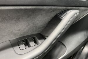 TESLA MODEL 3 esikatselu 29