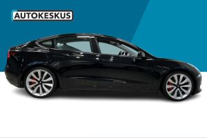 TESLA MODEL 3 esikatselu 21
