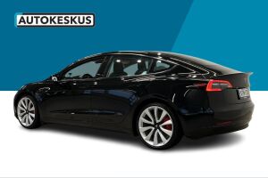 TESLA MODEL 3 esikatselu 22